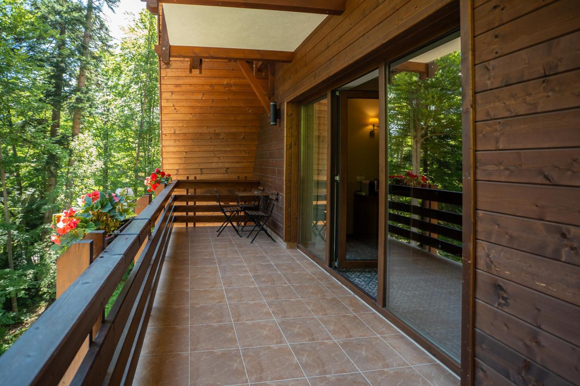 Opus Villa Sinaia Luaran gambar A balcony
