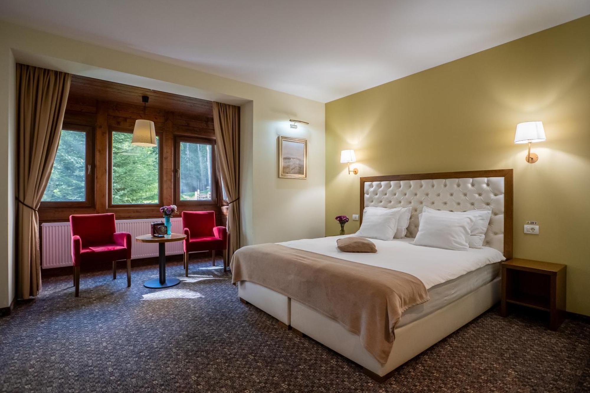 Opus Villa Sinaia Luaran gambar A room at the hotel