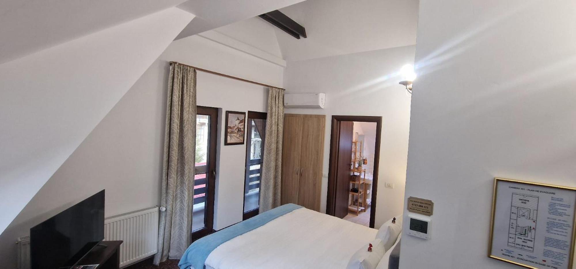 Opus Villa Sinaia Luaran gambar A bedroom at the hotel